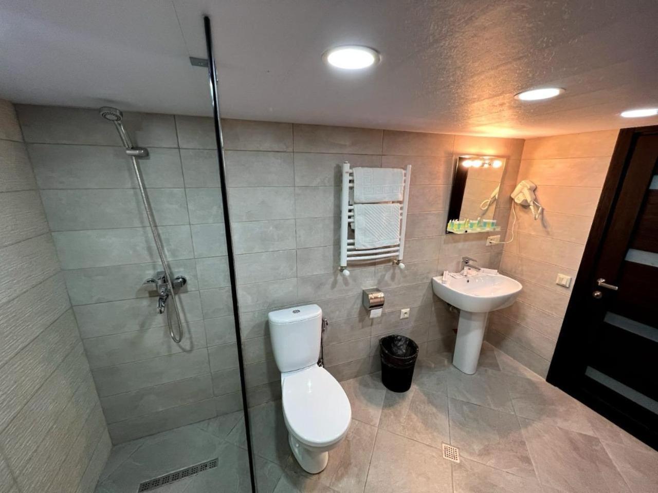 Elno Hotel Tiflis Dış mekan fotoğraf